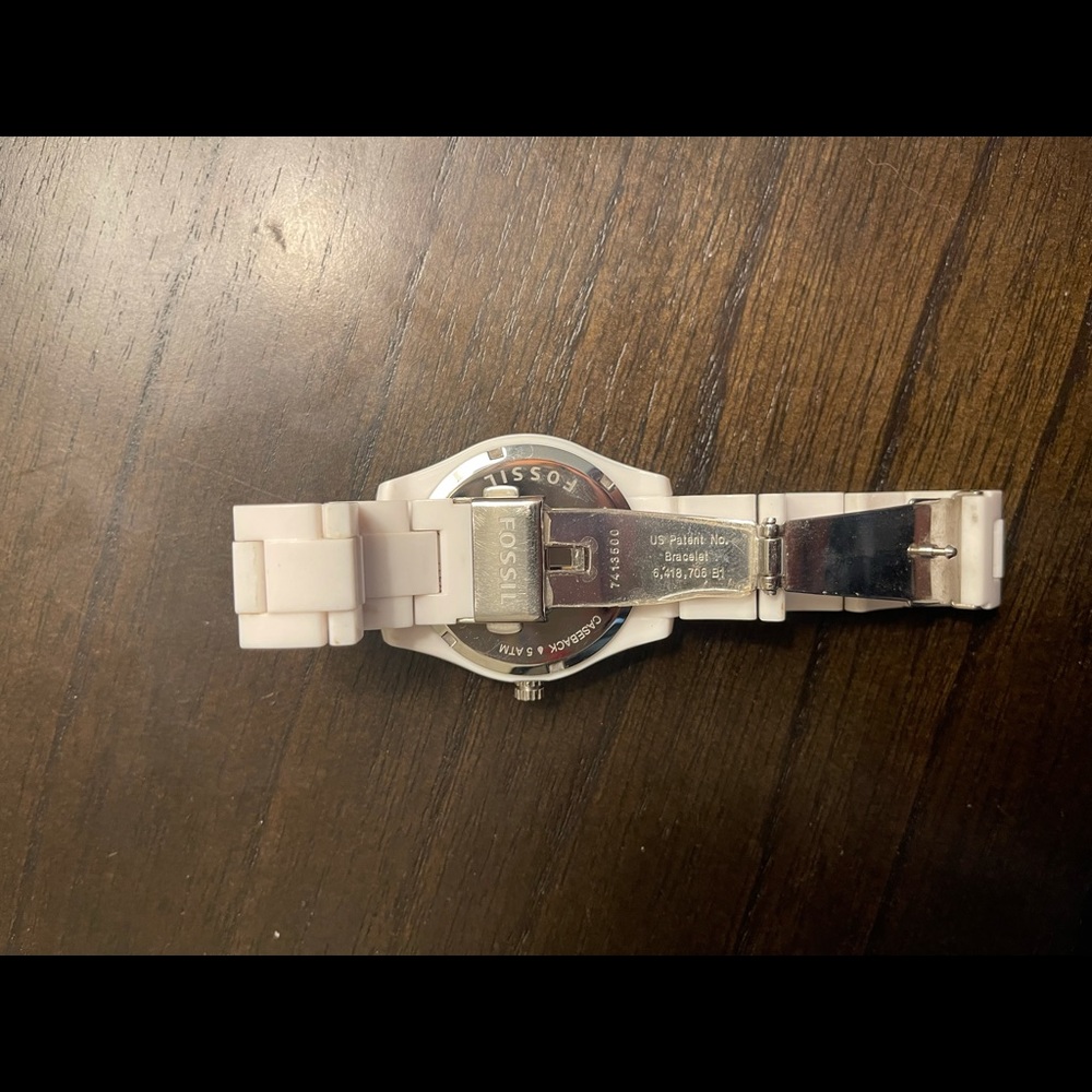Fossil Watch - Picture 2 of 2